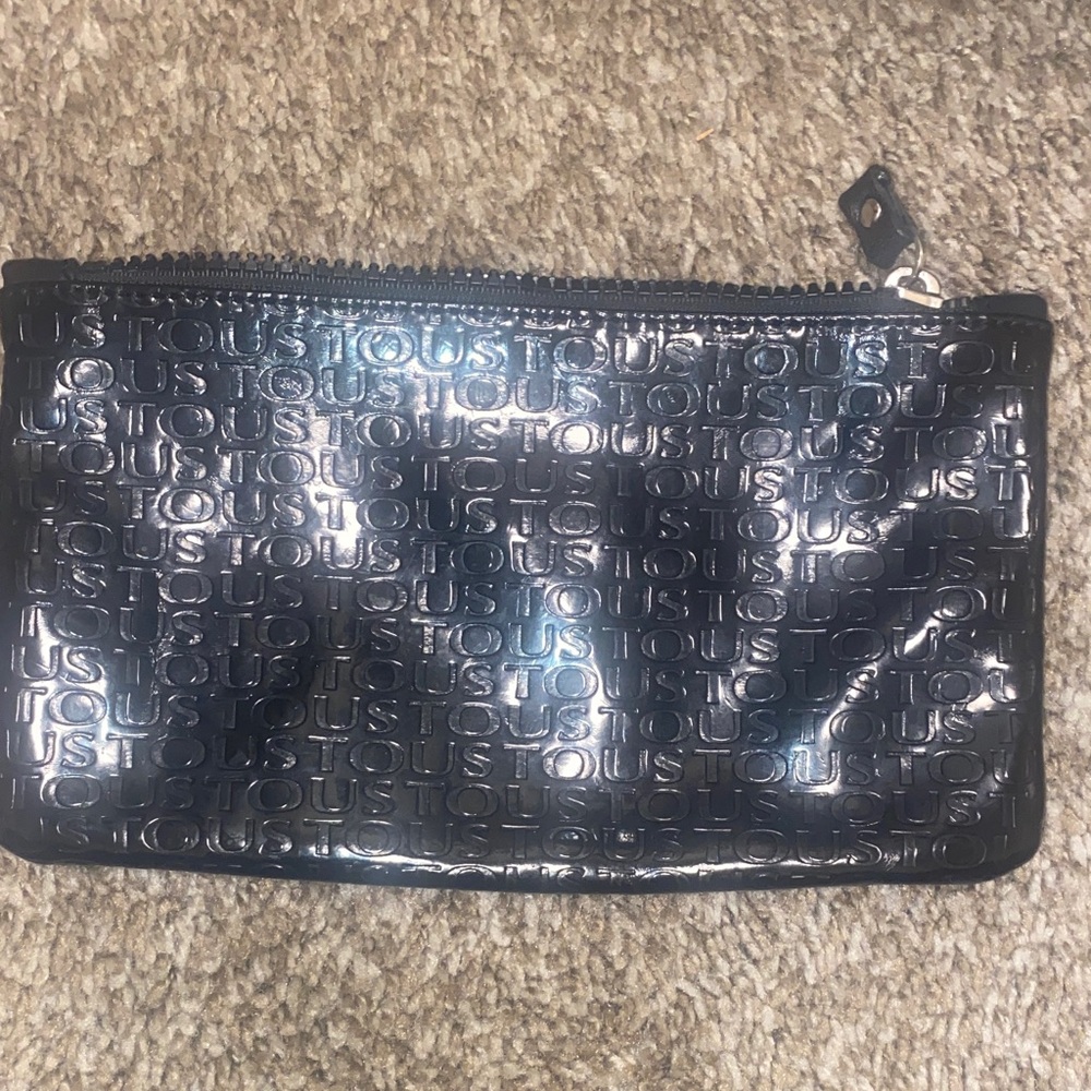 Tous Shiny Black Logo Pouch - Picture 1 of 4